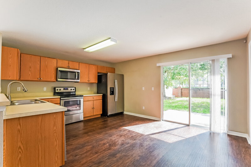 3,570/Mo, 1254 Blackwater Pond Dr Orlando, FL 32828 Kitchen View