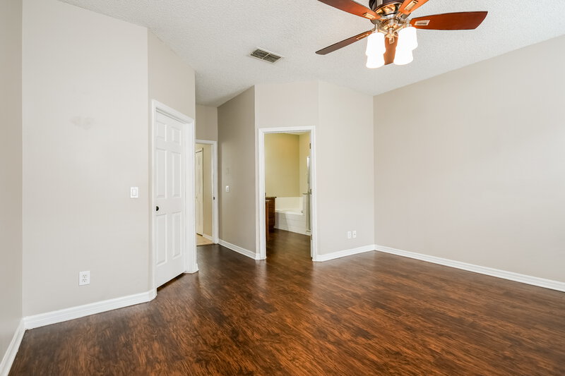 2,345/Mo, 2252 Mallard Creek Cir Kissimmee, FL 34743 Main Bedroom View 2
