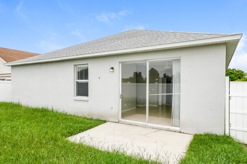 2,345/Mo, 2252 Mallard Creek Cir Kissimmee, FL 34743 Rear View
