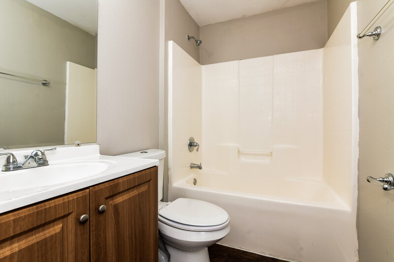 2,010/Mo, 103 Aurelia Ct Kissimmee, FL 34758 Bathroom View
