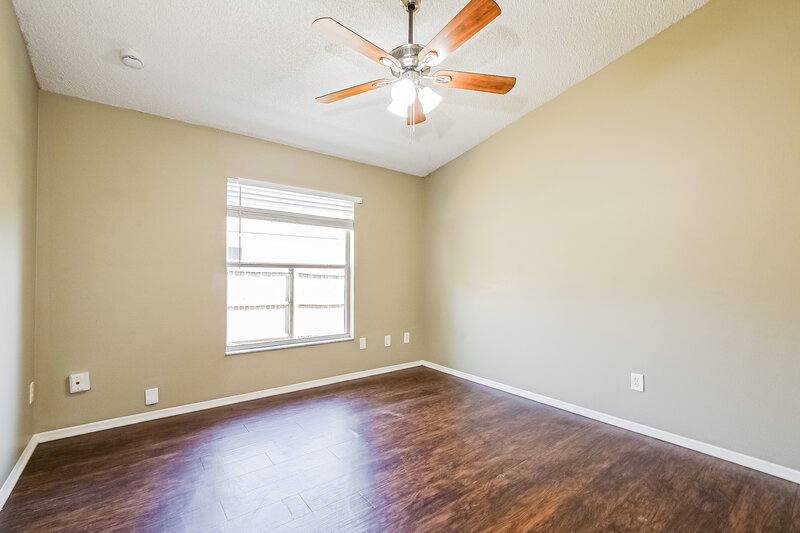 2,105/Mo, 13705 Glasser Ave Orlando, FL 32826 Main Bedroom View