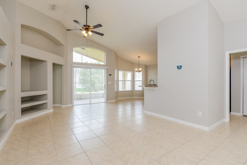 2,275/Mo, 15308 Markham Dr Clermont, FL 34714 Living Room View