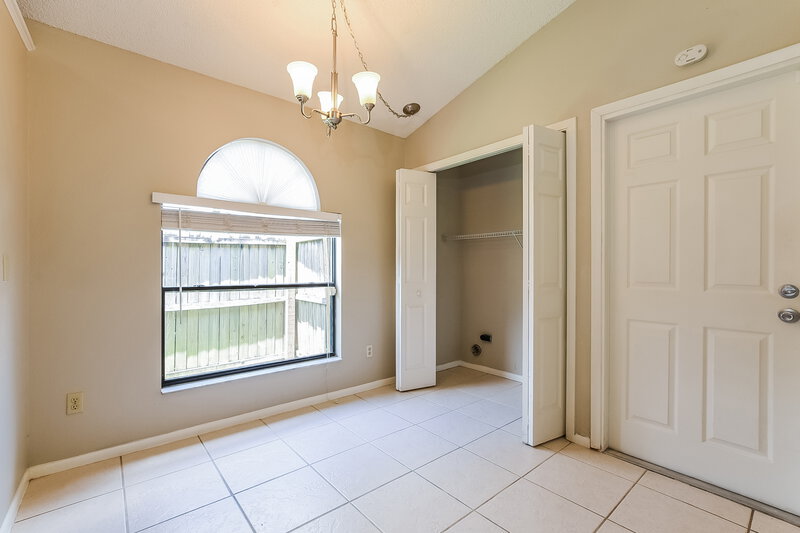 2,490/Mo, 600 Birgham Pl Lake Mary, FL 32746 Kitchen View