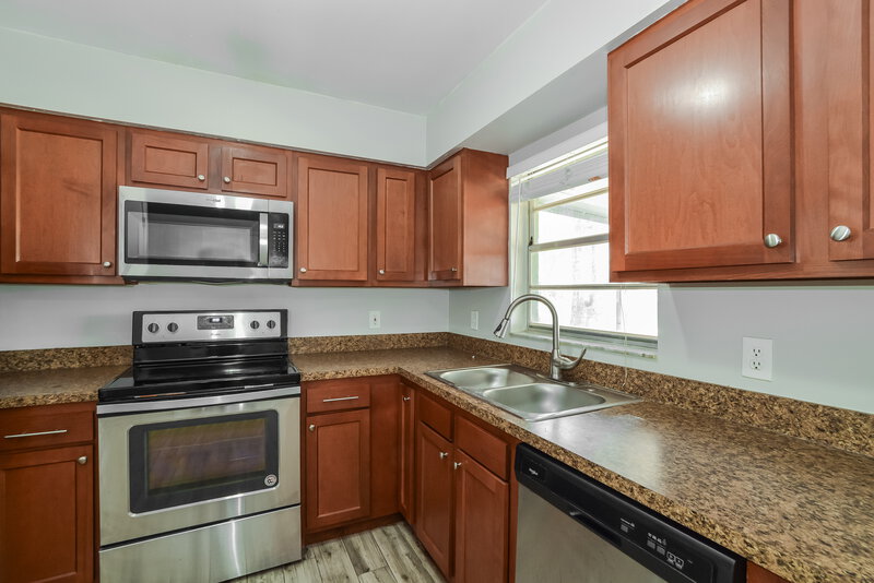 0/Mo, 1301 Baranova Rd Ocoee, FL 34761 Kitchen View