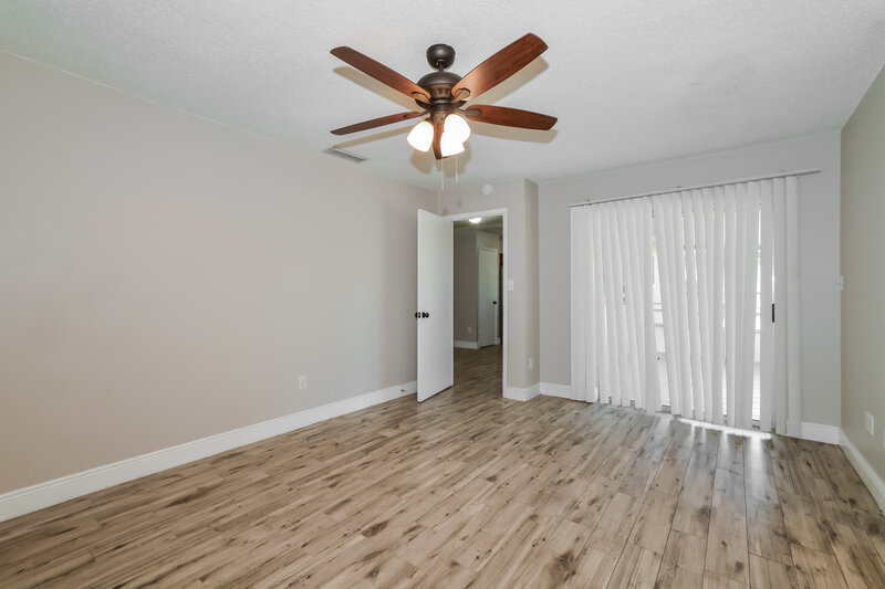 0/Mo, 1301 Baranova Rd Ocoee, FL 34761 Main Bedroom View 2