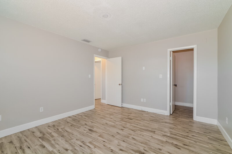 0/Mo, 1301 Baranova Rd Ocoee, FL 34761 Bedroom View 2