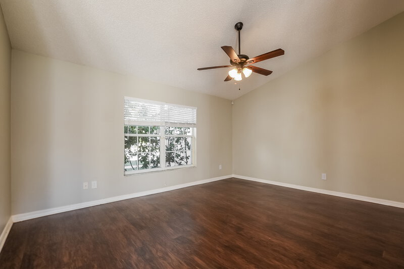 2,285/Mo, 70 Pine Arbor Dr Orlando, FL 32825 Living Room View 2