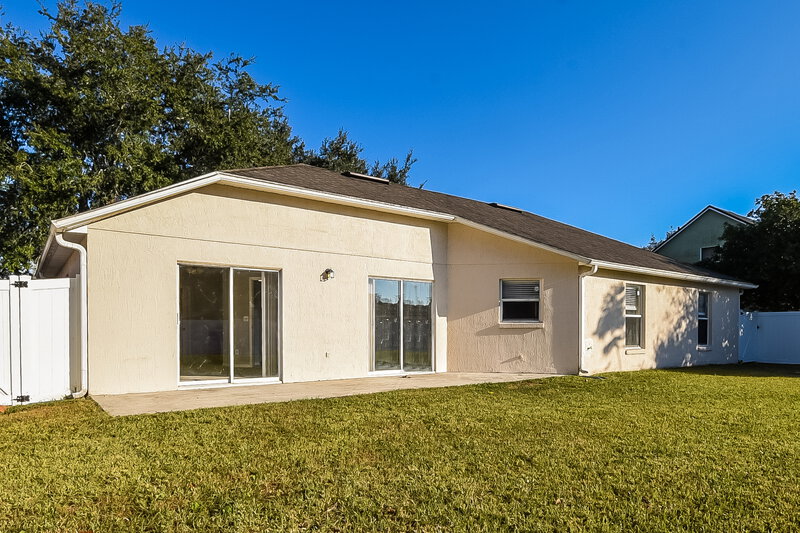 2,285/Mo, 70 Pine Arbor Dr Orlando, FL 32825 Rear View