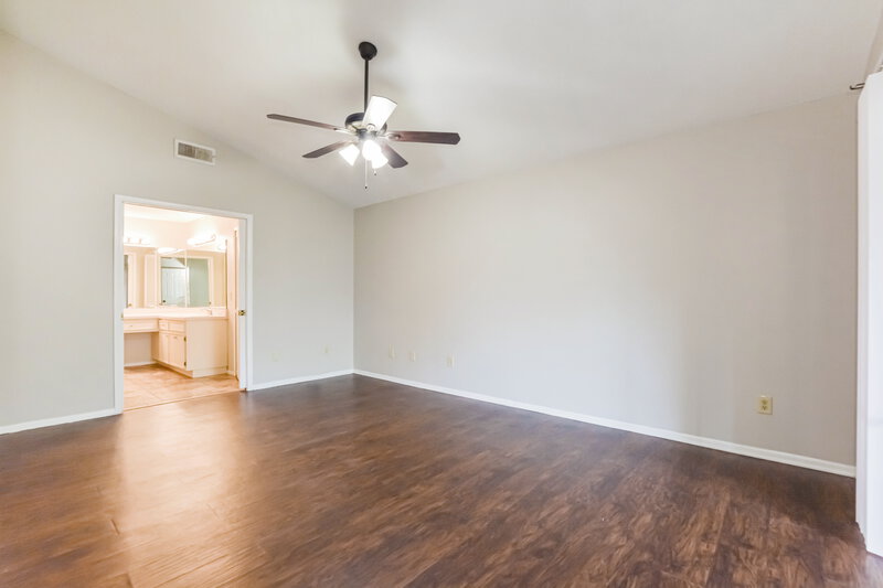 2,080/Mo, 14056 Ithaca Way Orlando, FL 32826 Main Bedroom View
