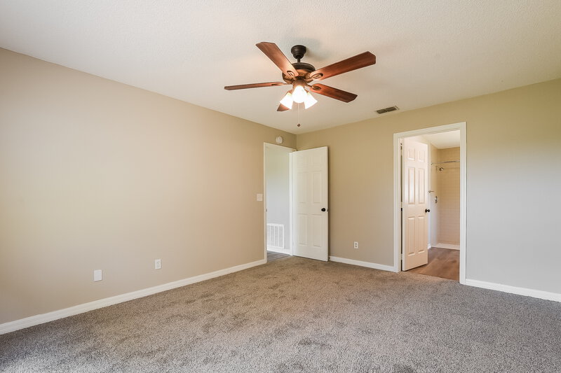 2,600/Mo, 11507 Brandiwine Ct Clermont, FL 34711 Main Bedroom View 2