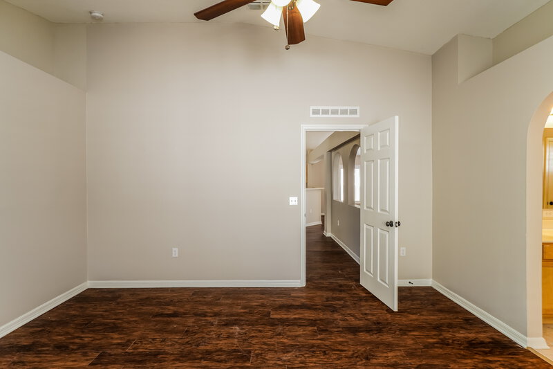 1,890/Mo, 2109 Tealwood Cir Tavares, FL 32778 Main Bedroom View 2