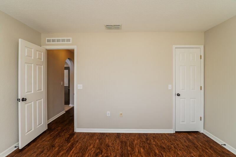 1,890/Mo, 2109 Tealwood Cir Tavares, FL 32778 Bedroom View 3