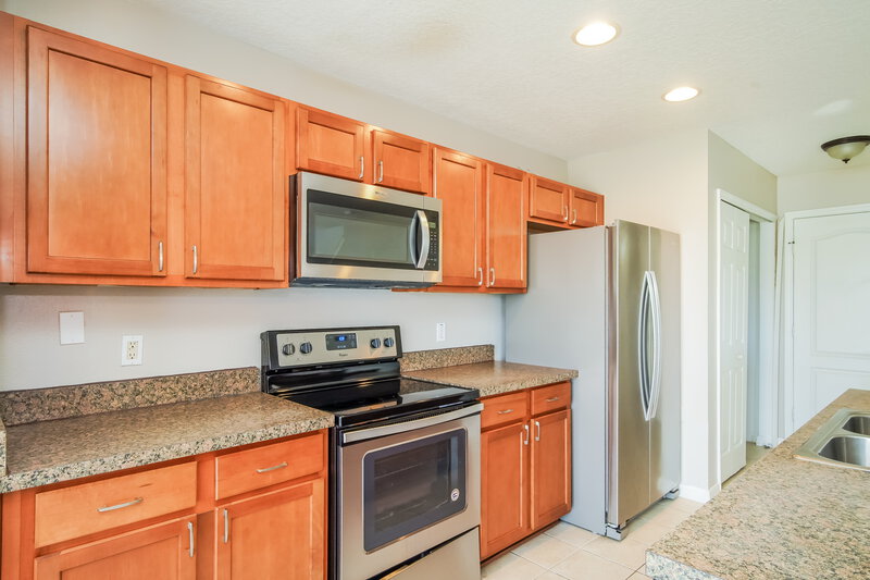 2,270/Mo, 1748 Portcastle Cir Winter Garden, FL 34787 Kitchen View