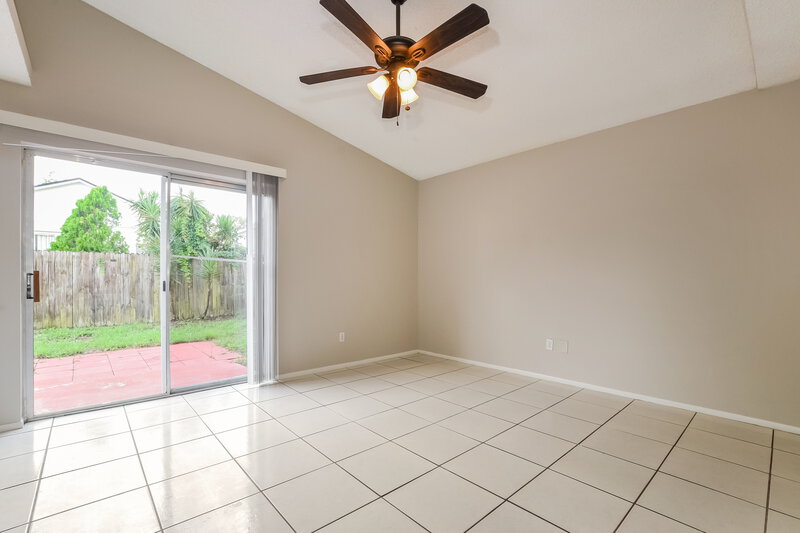 1,920/Mo, 1793 Chatham Cir Apopka, FL 32703 Main Bedroom View 2