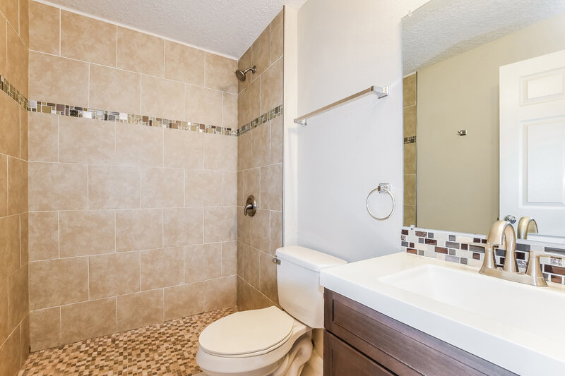 2,495/Mo, 11001 Siting Pl Orlando, FL 32825 Bathroom View