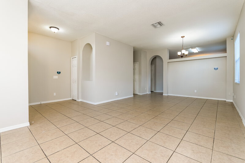 2,435/Mo, 1828 Putney Cir Orlando, FL 32837 Living Room View 2