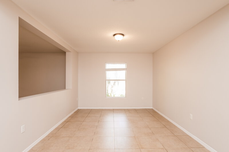 2,340/Mo, 2044 Wavy Leaf Ct Apopka, FL 32712 Dining Room View