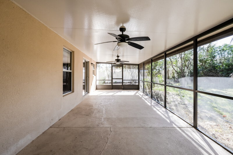 2,340/Mo, 2044 Wavy Leaf Ct Apopka, FL 32712 Sun Room View