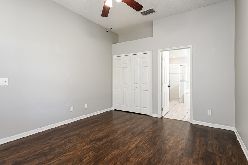 2,785/Mo, 1125 Cherry Valley Way Orlando, FL 32828 Main Bedroom View