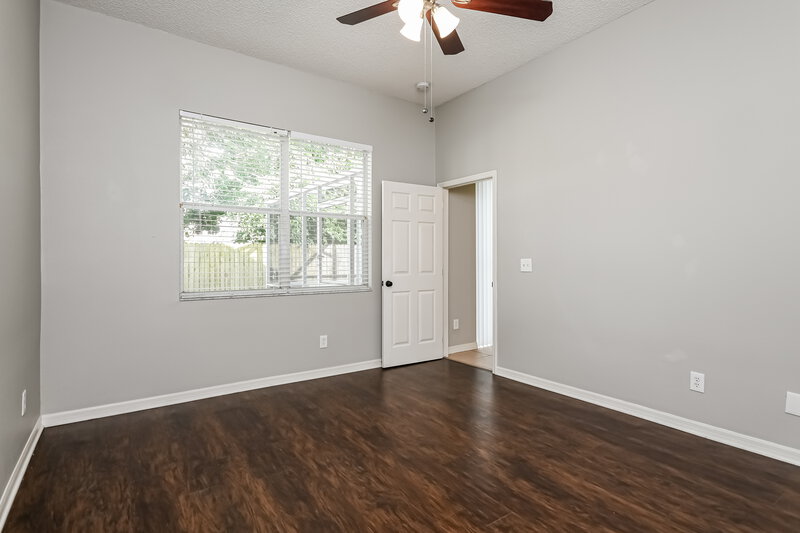 2,785/Mo, 1125 Cherry Valley Way Orlando, FL 32828 Main Bedroom View 2