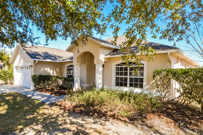 2,460/Mo, 4209 Prairie Iris Ct Saint Cloud, FL 34772 Front View