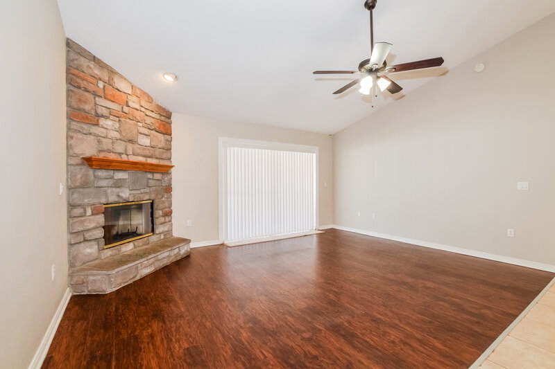 2,460/Mo, 4209 Prairie Iris Ct Saint Cloud, FL 34772 Living Room View