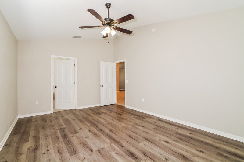 2,460/Mo, 4209 Prairie Iris Ct Saint Cloud, FL 34772 Main Bedroom View 2