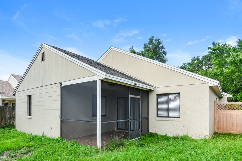 2,170/Mo, 215 River Chase Dr Orlando, FL 32807 Rear View