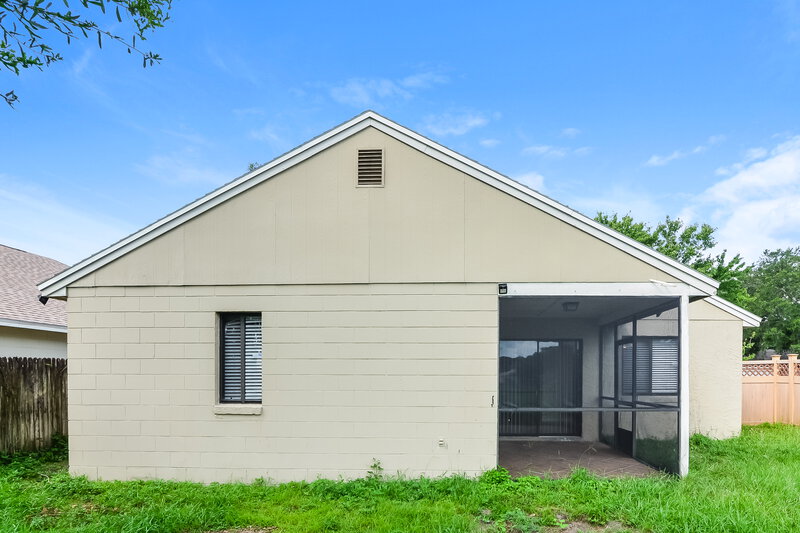 2,170/Mo, 215 River Chase Dr Orlando, FL 32807 Rear View 2