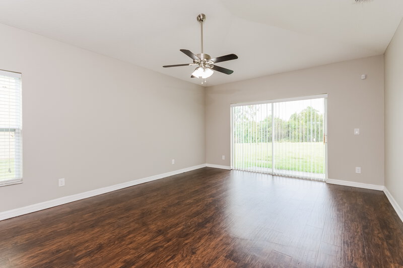 2,080/Mo, 3517 Hook Bill Dr Saint Cloud, FL 34772 Family Room View 2