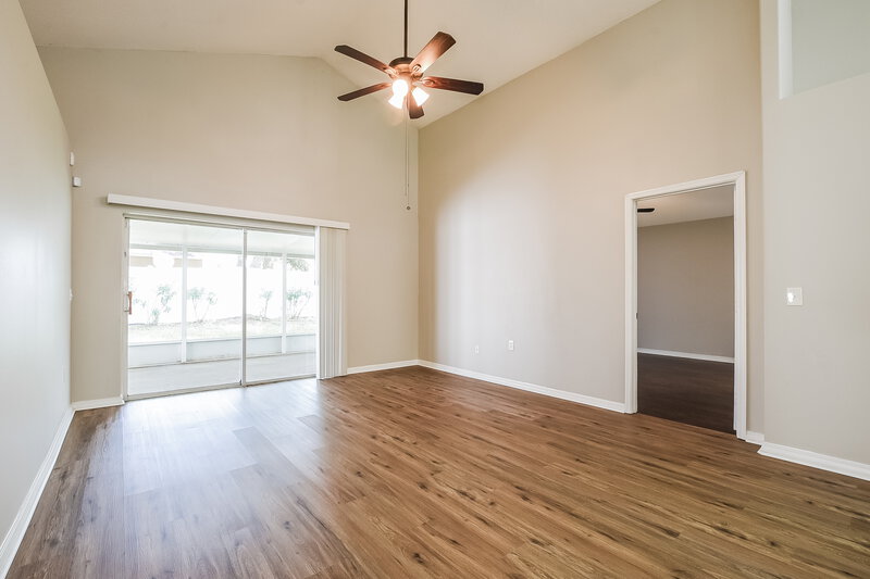 2,430/Mo, 1718 Putney Cir Orlando, FL 32837 Family Room View