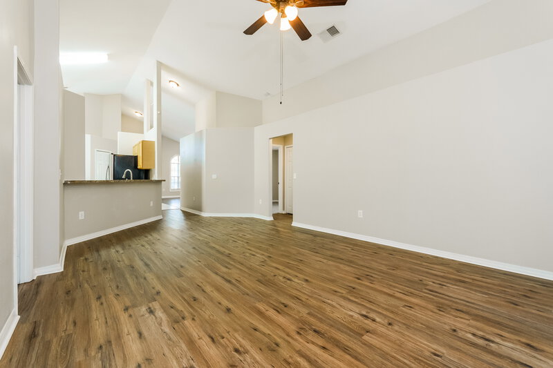 2,545/Mo, 1718 Putney Cir Orlando, FL 32837 Family Room View 2