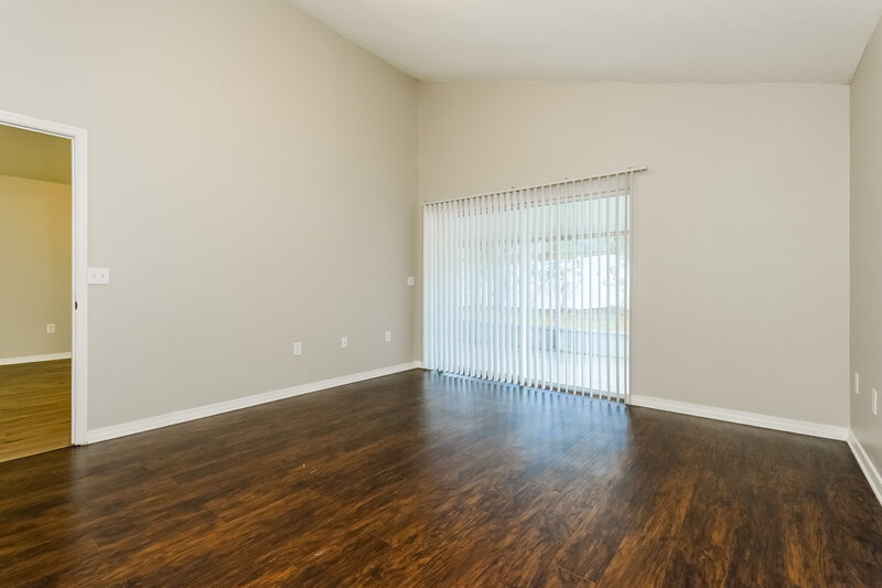 2,545/Mo, 1718 Putney Cir Orlando, FL 32837 Main Bedroom View