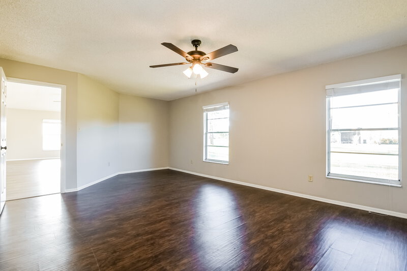 2,485/Mo, 385 Glenholly Ct Casselberry, FL 32707 Main Bedroom View 2