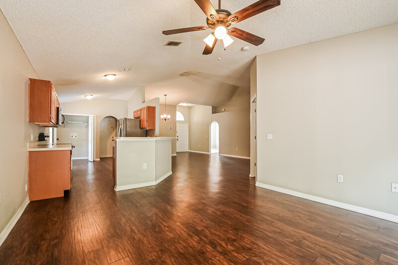 2,225/Mo, 3837 Cinnamon Fern Loop Clermont, FL 34714 Family Room View