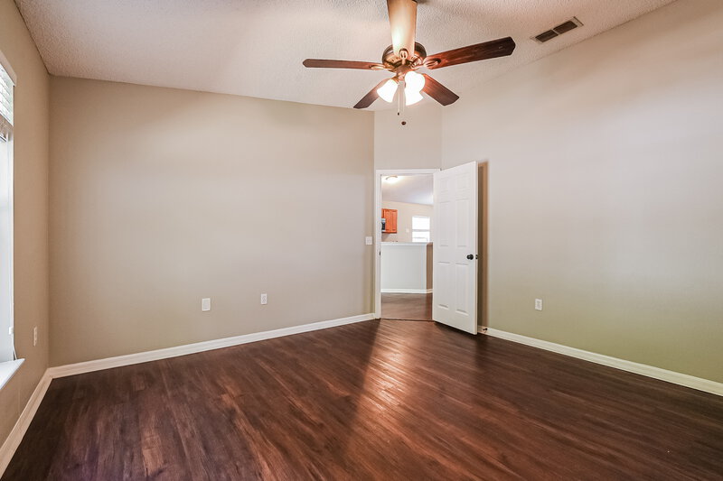 2,225/Mo, 3837 Cinnamon Fern Loop Clermont, FL 34714 Main Bedroom View