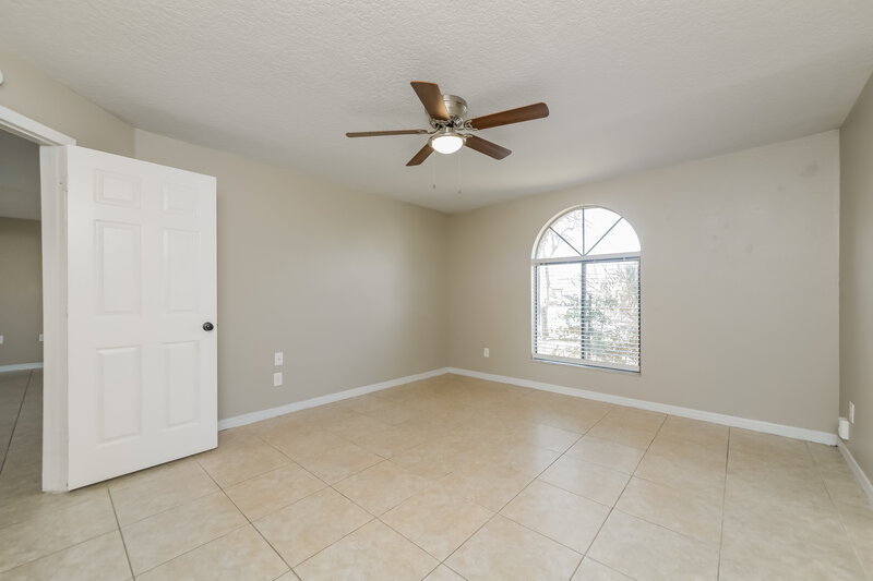 2,430/Mo, 2782 Muscatello St Orlando, FL 32837 Main Bedroom View