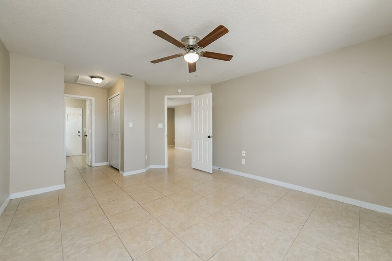 2,430/Mo, 2782 Muscatello St Orlando, FL 32837 Main Bedroom View 2