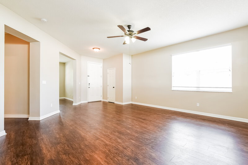 2,300/Mo, 4684 Barbados Loop Clermont, FL 34711 Living Room View