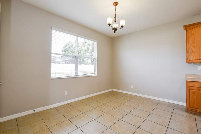 2,300/Mo, 4684 Barbados Loop Clermont, FL 34711 Breakfast Nook View