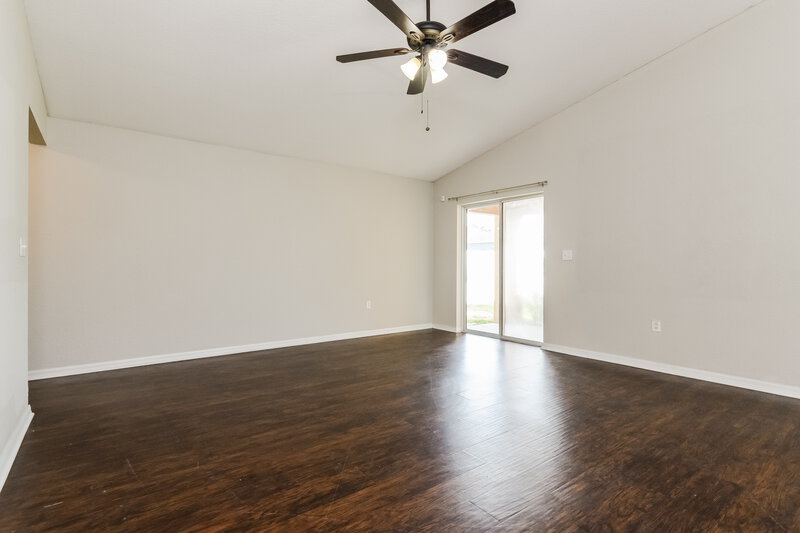1,965/Mo, 2533 Bobby Lee Lane Saint Cloud, FL 34772 Living Room View 3