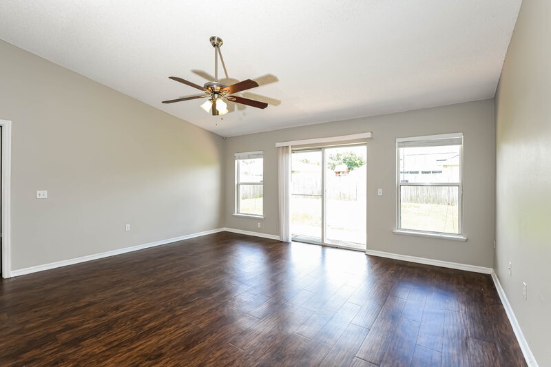 1,895/Mo, 313 Cornwallis Ct Kissimmee, FL 34758 Living Room View 2