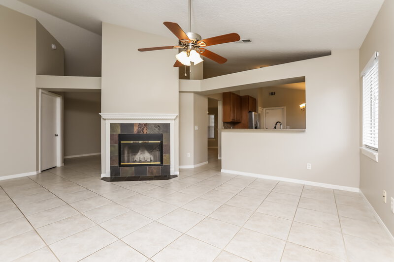 2,475/Mo, 3834 Waterview Loop Winter Park, FL 32792 Living Room View