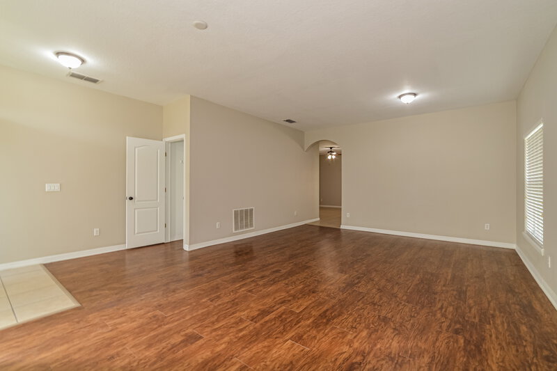 2,275/Mo, 2061 Ribbon Falls Pkwy Orlando, FL 32824 Living Room View 2