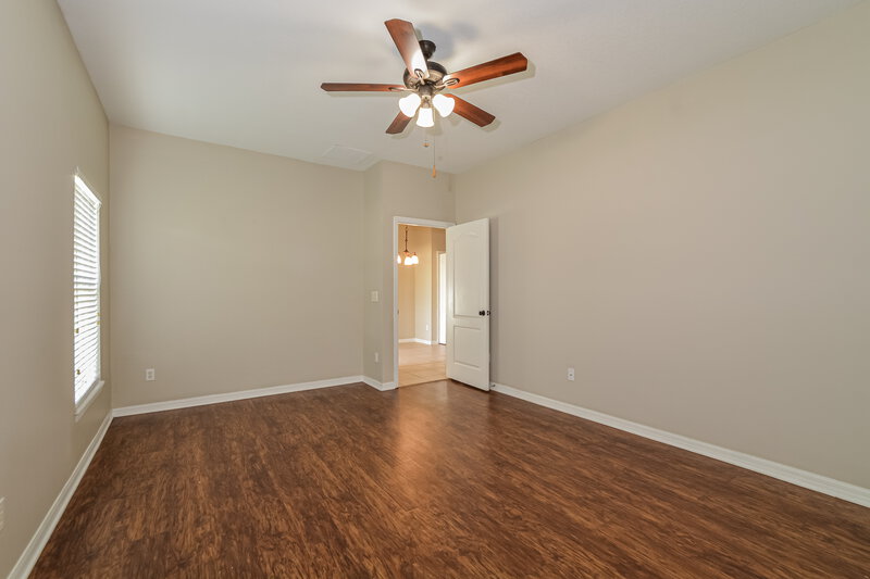2,275/Mo, 2061 Ribbon Falls Pkwy Orlando, FL 32824 Main Bedroom View 2