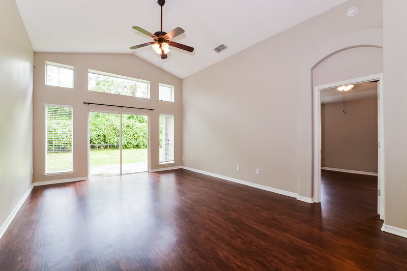 2,330/Mo, 4240 Forest Island Drive Orlando, FL 32826 Living Room View
