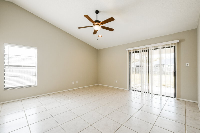 2,390/Mo, 1000 Dinero Dr Winter Springs, FL 32708 Living Room View 2