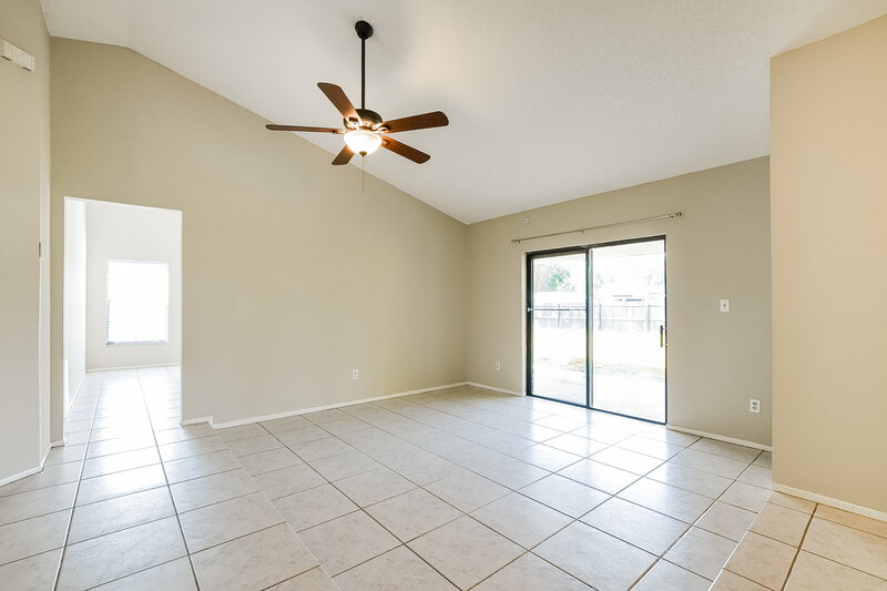 2,390/Mo, 1000 Dinero Dr Winter Springs, FL 32708 Family Room View