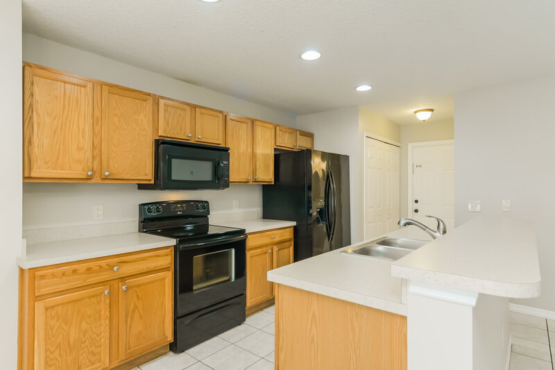 2,450/Mo, 1738 Sherbourne Street Winter Garden, FL 34787 Kitchen View
