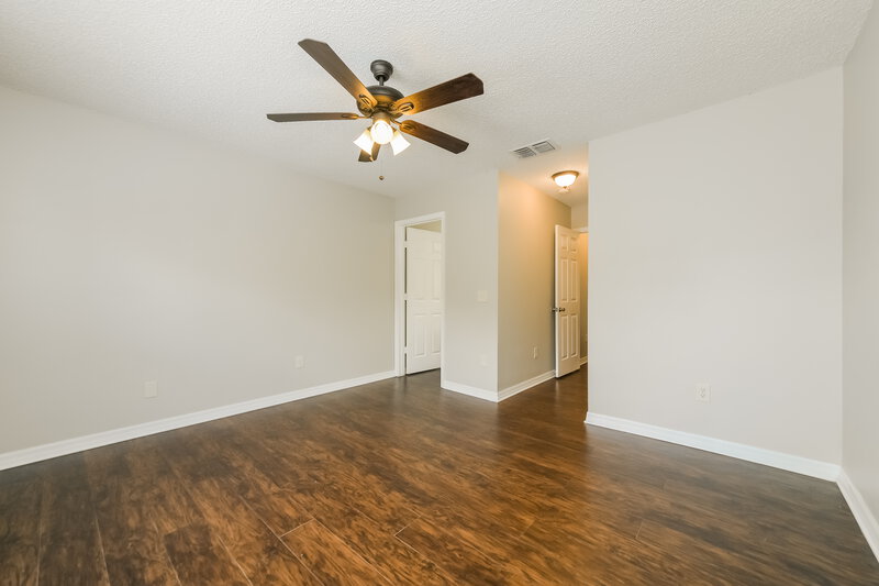 2,450/Mo, 1738 Sherbourne Street Winter Garden, FL 34787 Main Bedroom View 2